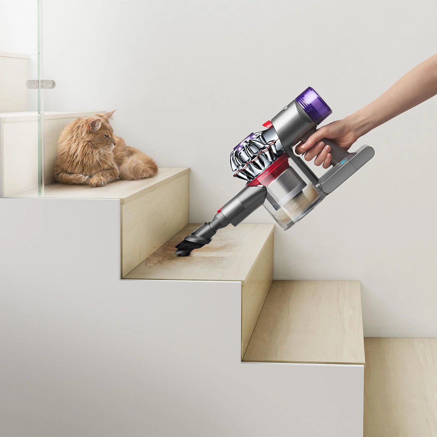 DYSON V8 Odkurzacz pionowy zasilanie akumulatorowe, 425 W